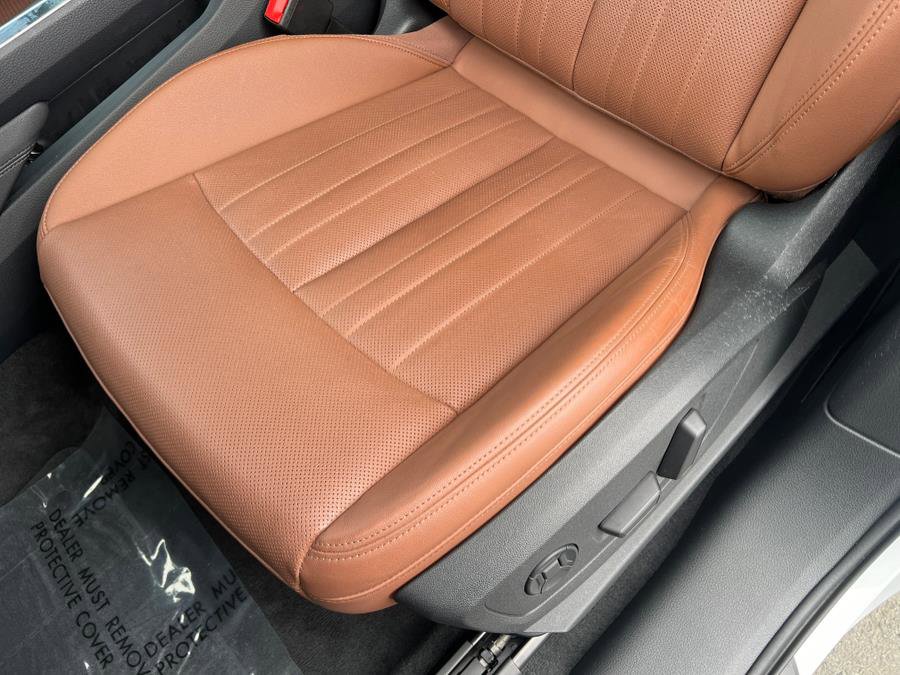 Used 2023 Audi e-tron Premium Plus w/ Premium Plus Package image 20