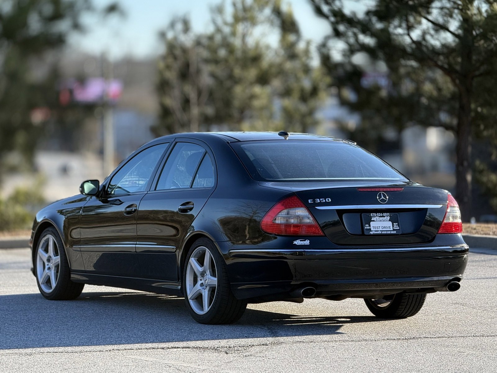 Used 2009 Mercedes-Benz E 350 Sedan image 9