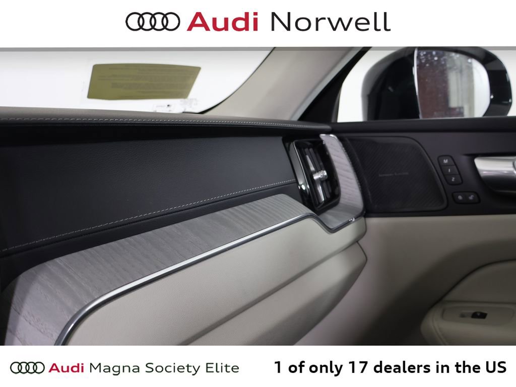 Used 2024 Volvo XC60 T8 Ultimate w/ Protection Package Premier AWD/4WD image 6