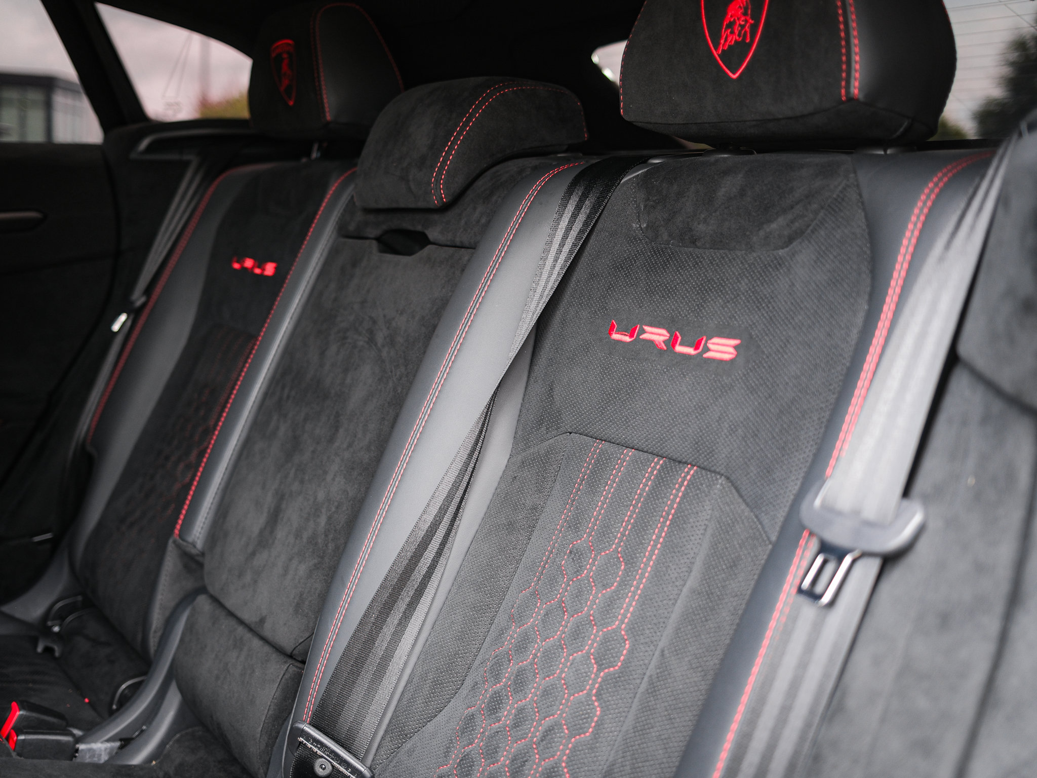 Used 2023 Lamborghini Urus Performante AWD/4WD image 30
