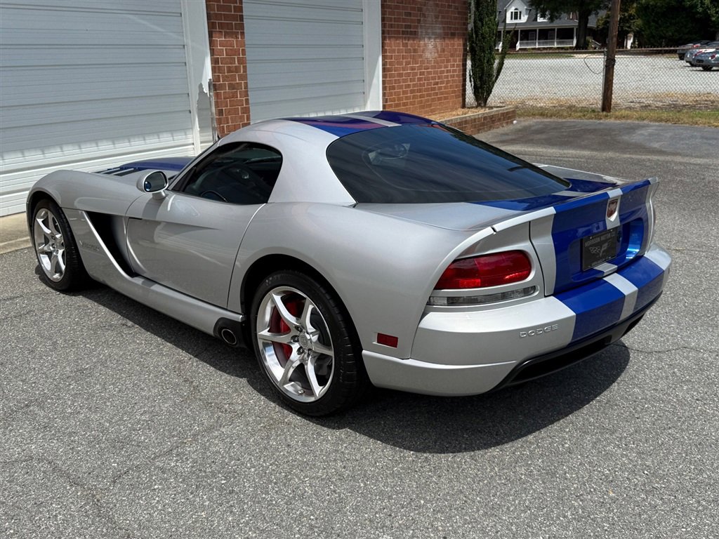 Used 2010 Dodge Viper SRT-10 w/ Protection Group image 24