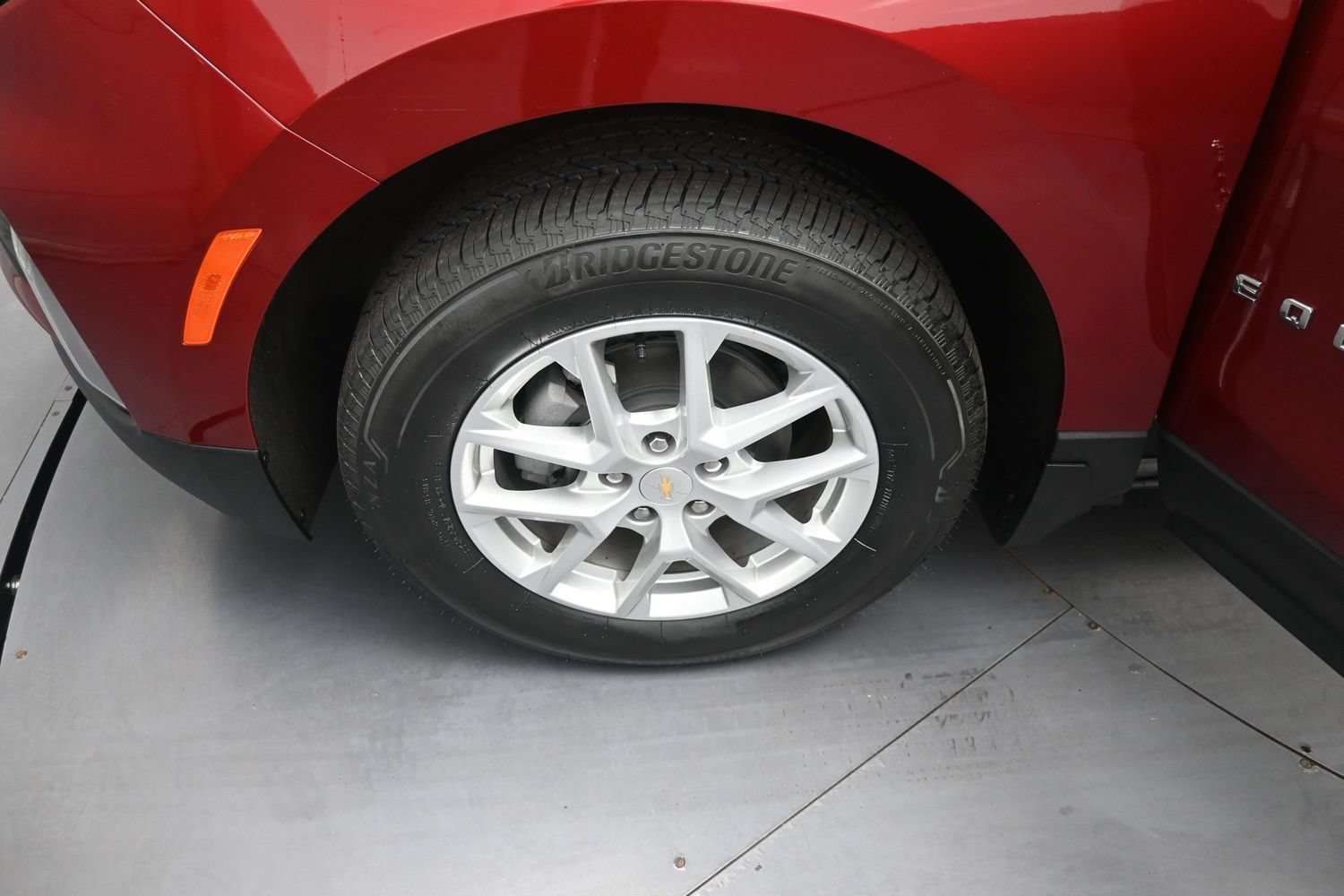 Used 2024 Chevrolet Equinox LT w/ LPO, Floor Liner Package AWD/4WD image 13