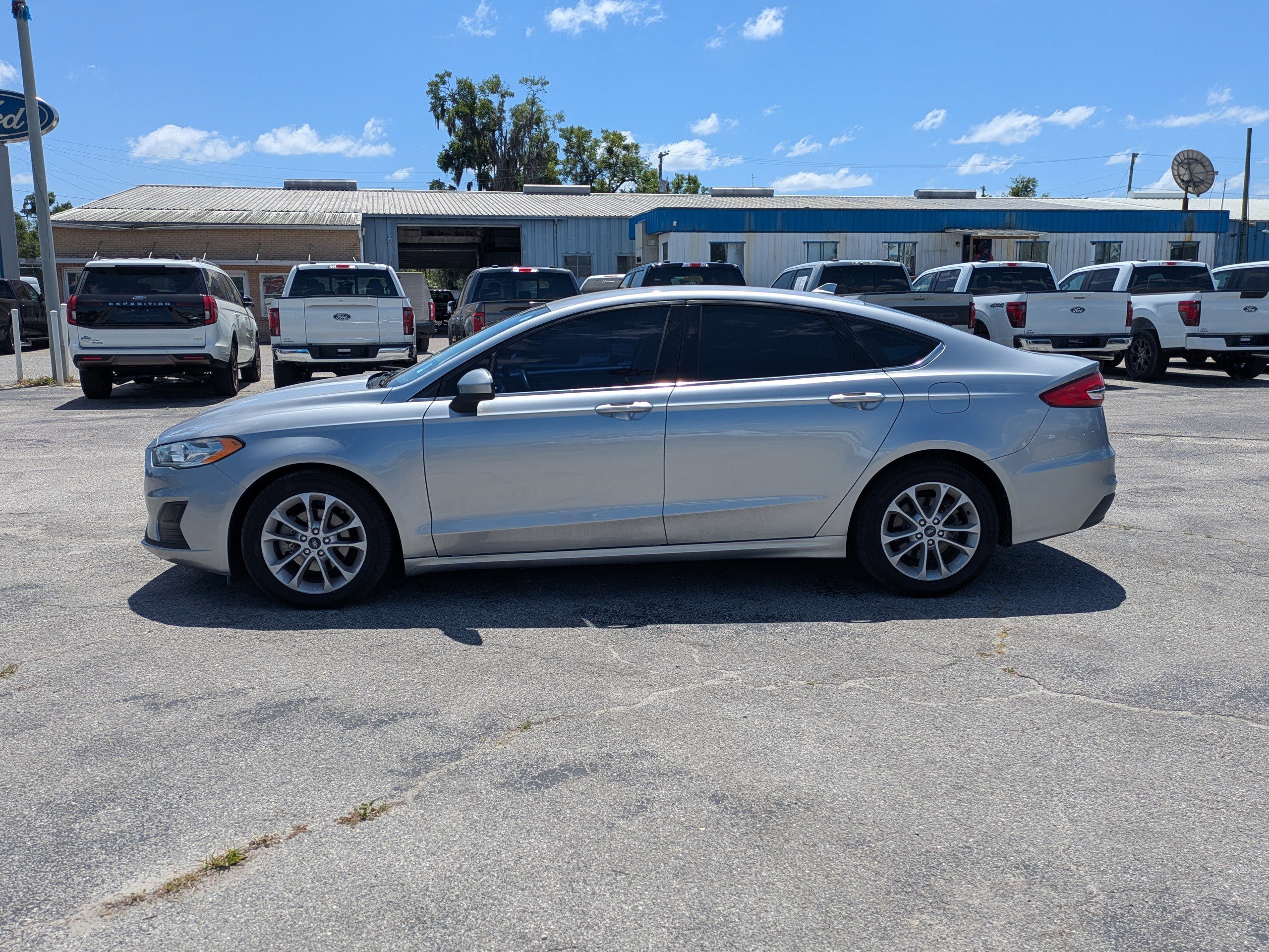 Certified 2020 Ford Fusion SE FWD image 7