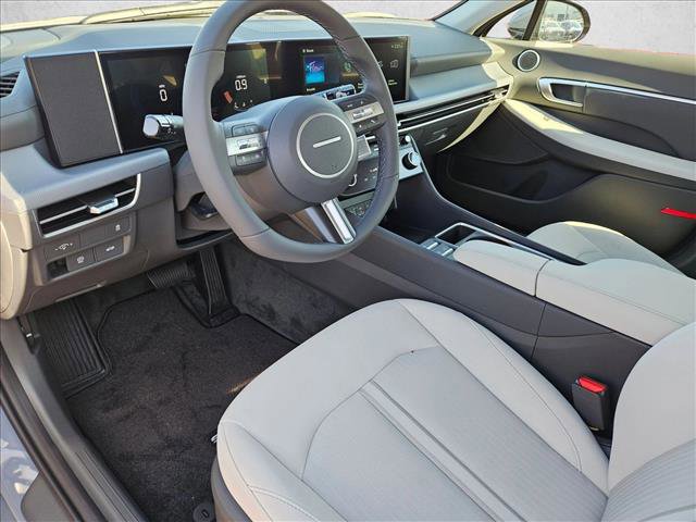 New 2026 Hyundai Sonata SEL image 3