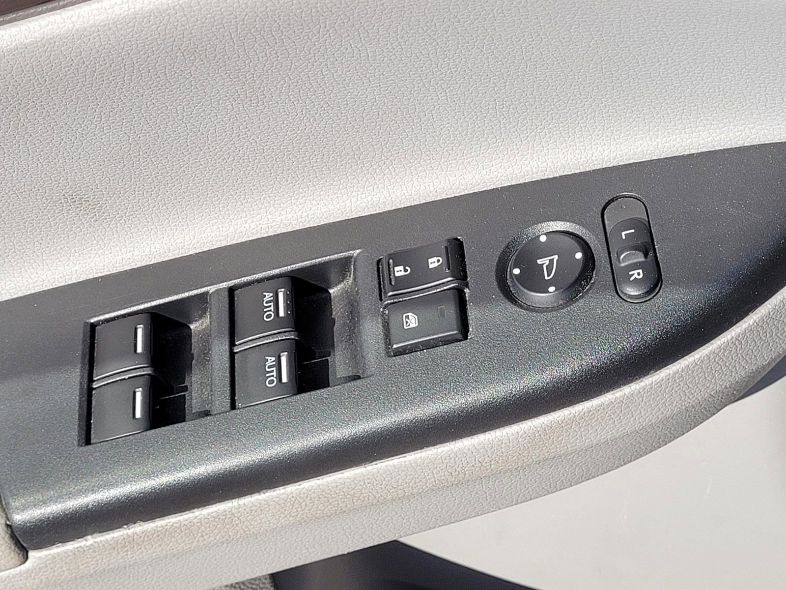 Used 2016 Honda Accord EX-L image 23