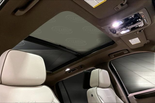 New 2026 GMC Yukon XL Denali image 6