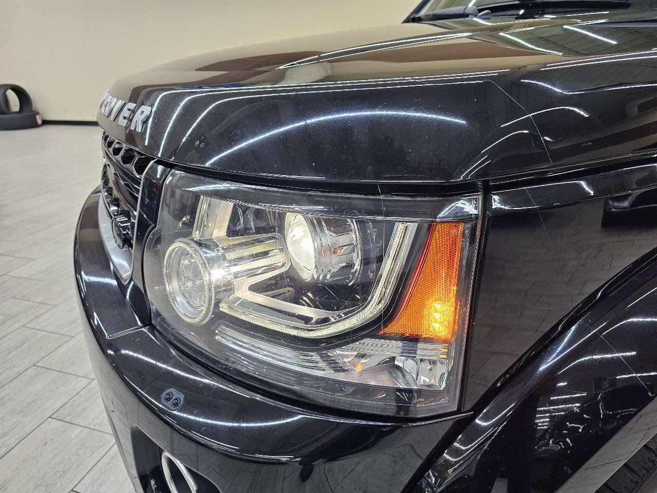 Used 2016 Land Rover LR4 HSE LUX AWD/4WD image 10