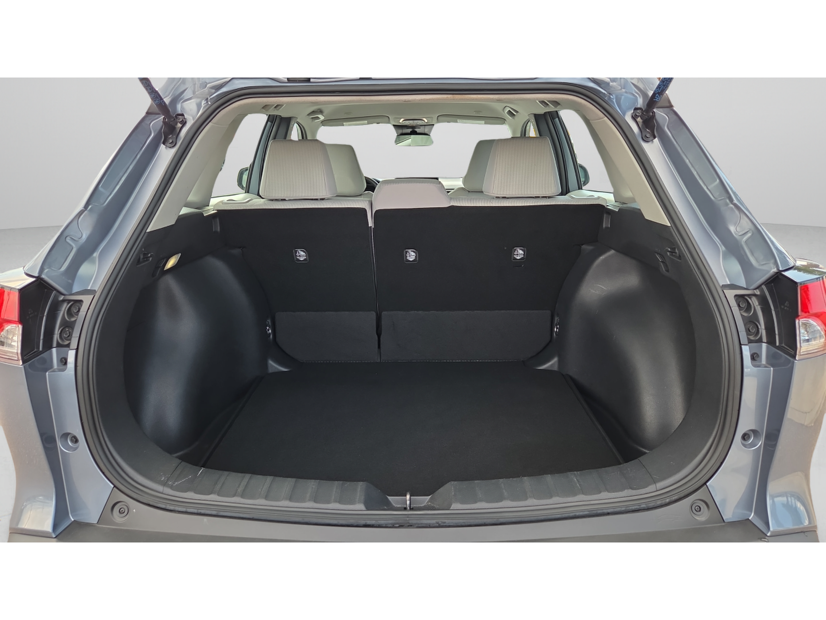 Certified 2025 Toyota Corolla Cross L FWD image 9