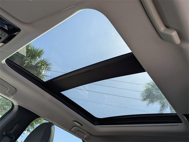 New 2025 Mitsubishi Outlander SE image 24