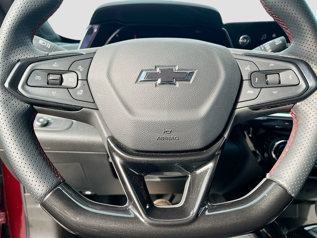 Used 2024 Chevrolet Trax RS w/ Driver Confidence Package image 11