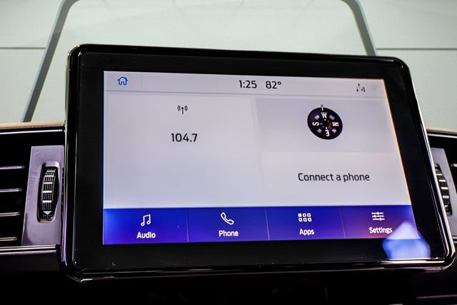 Used 2024 Ford Explorer XLT RWD image 21