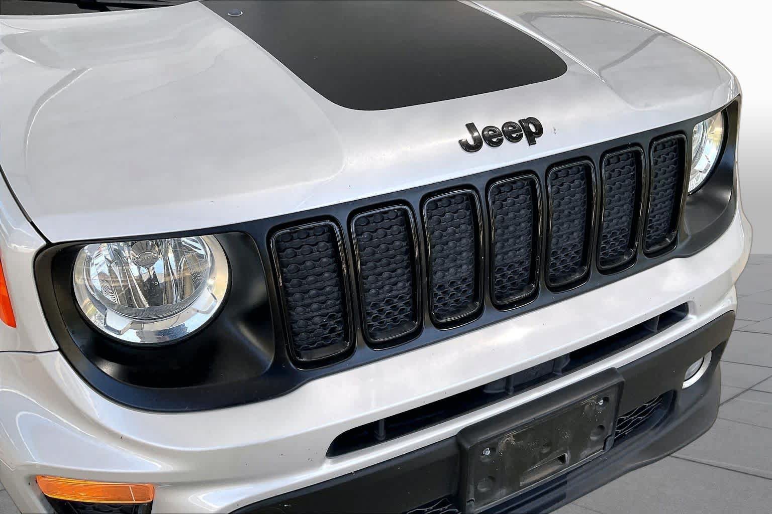 Used 2020 Jeep Renegade Altitude w/ UConnect 8.4 Nav Group AWD/4WD image 30
