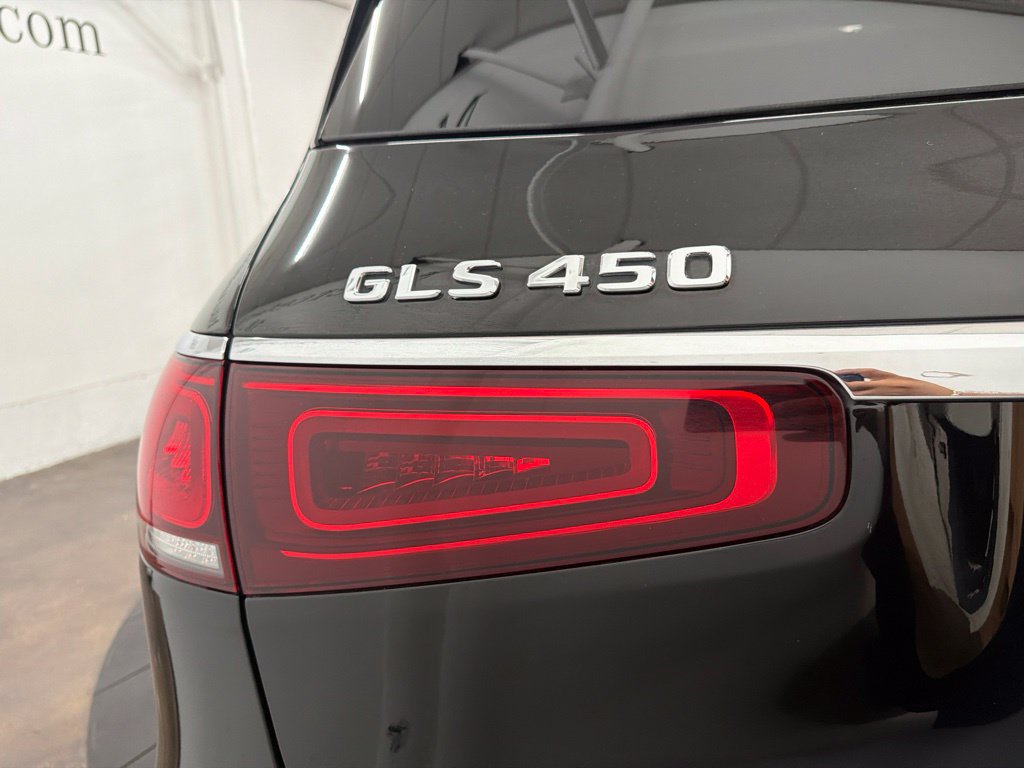 Used 2023 Mercedes-Benz GLS 450 4MATIC image 7