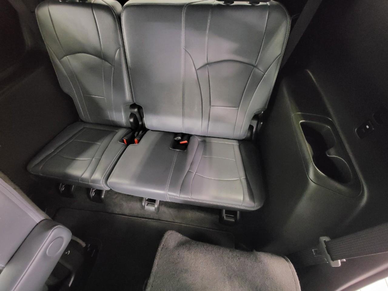 Used 2024 Buick Enclave Premium image 26