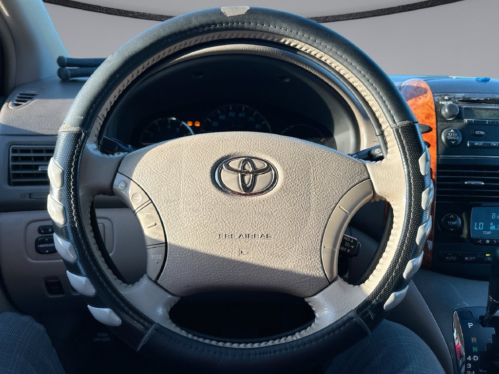 Used 2007 Toyota Sienna XLE FWD image 15