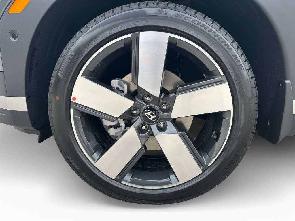 New 2027 Hyundai Santa Fe Limited FWD image 9