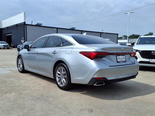 Used 2019 Toyota Avalon XLE w/ Moonroof Package FWD image 7