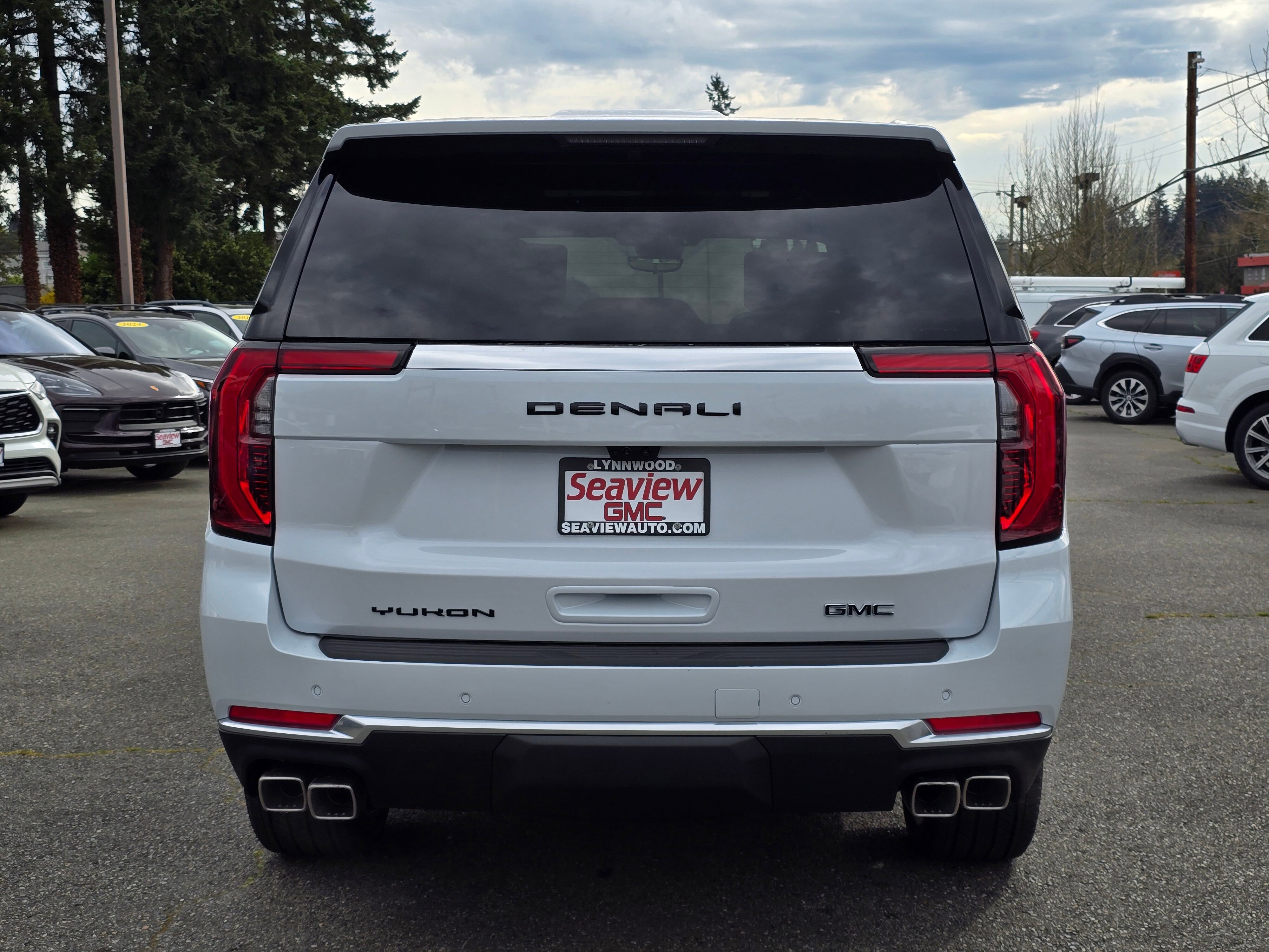 New 2026 GMC Yukon Denali w/ Denali Reserve Package image 6