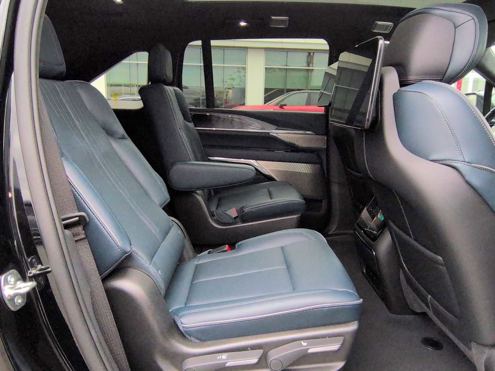 New 2025 Cadillac Escalade IQ Sport 2 image 25