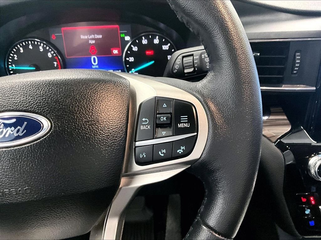 Used 2023 Ford Explorer Limited w/ Limited Technology Package AWD/4WD image 25