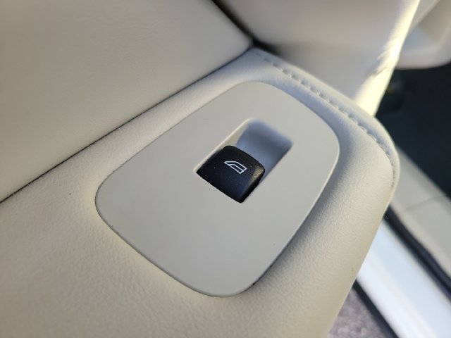 Used 2021 Volvo XC60 T5 Inscription w/ Protection Package FWD image 15