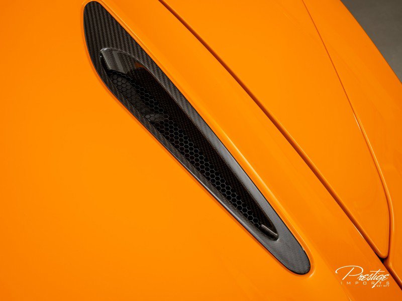 Used 2023 McLaren 720S Luxury image 3