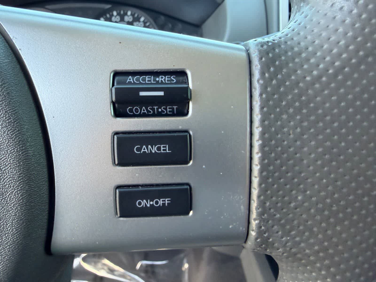 Certified 2020 Nissan Frontier SV w/ Midnight Edition Floor Mats RWD image 18