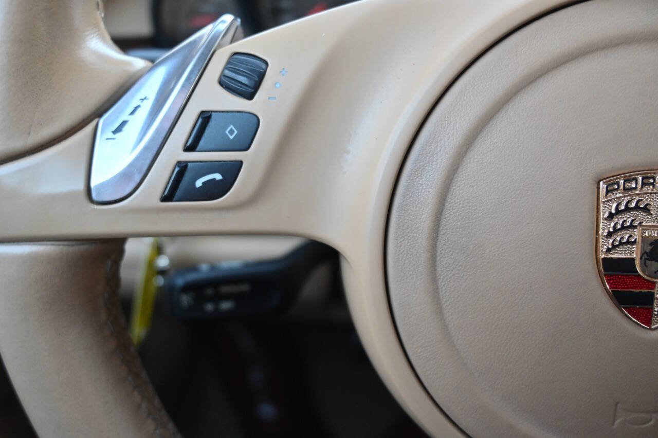 Used 2010 Porsche Panamera 4S AWD/4WD image 18