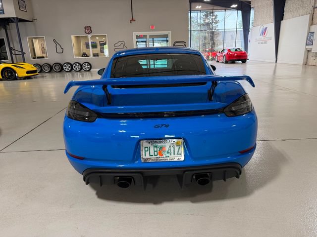 Used 2022 Porsche 718 Cayman GT4 RWD image 5