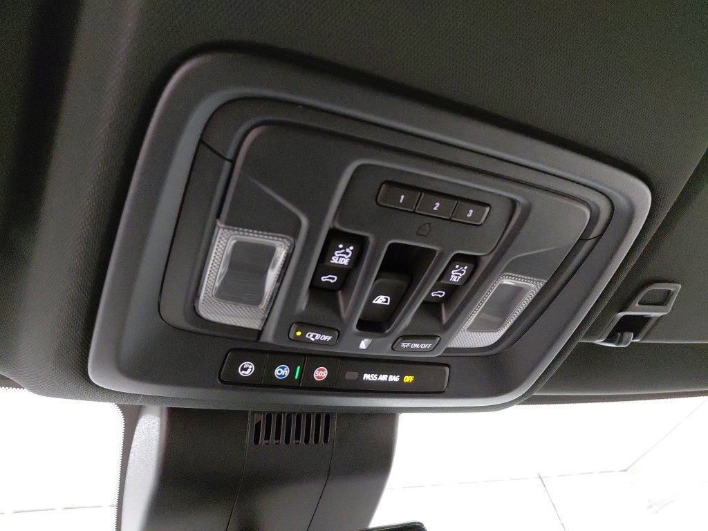 New 2026 Chevrolet Silverado 2500 ZR2 w/ LPO, Dark Essentials Package image 31