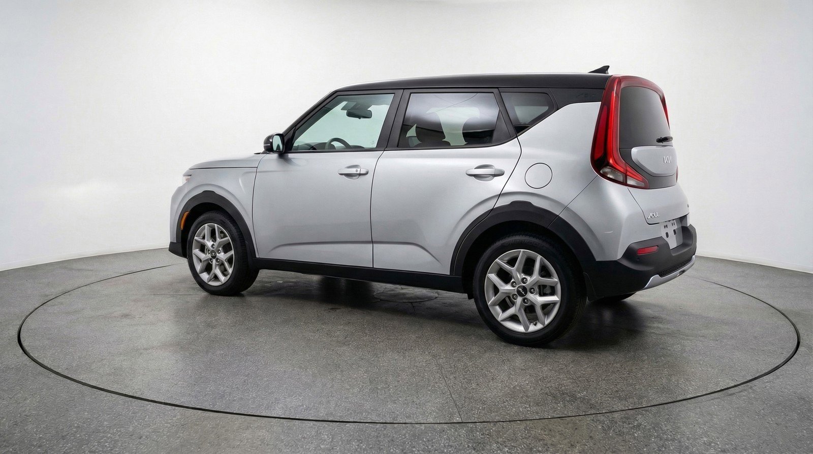 Used 2025 Kia Soul LX w/ LX Technology Package image 6