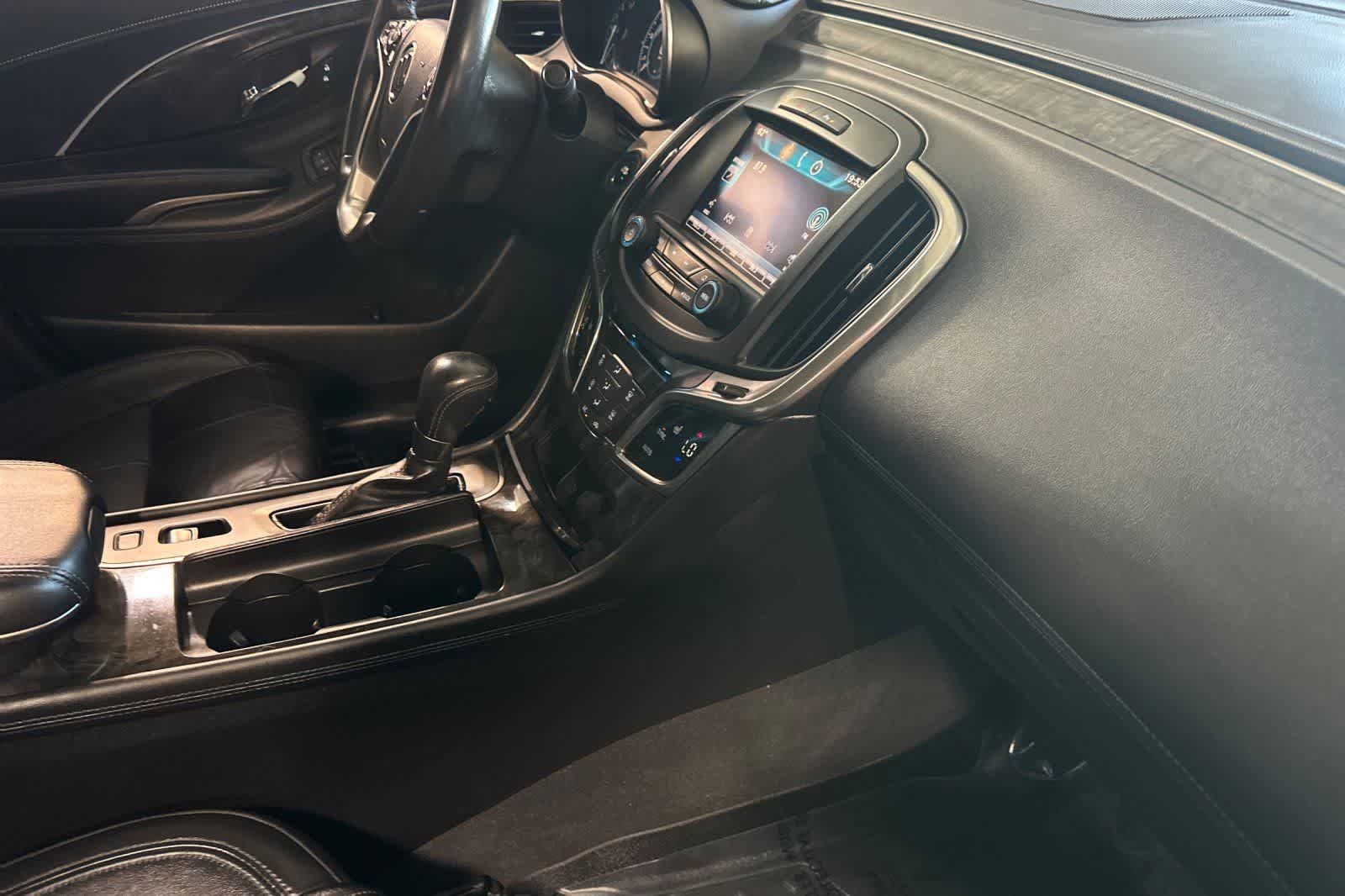 Used 2015 Buick LaCrosse Leather FWD image 17