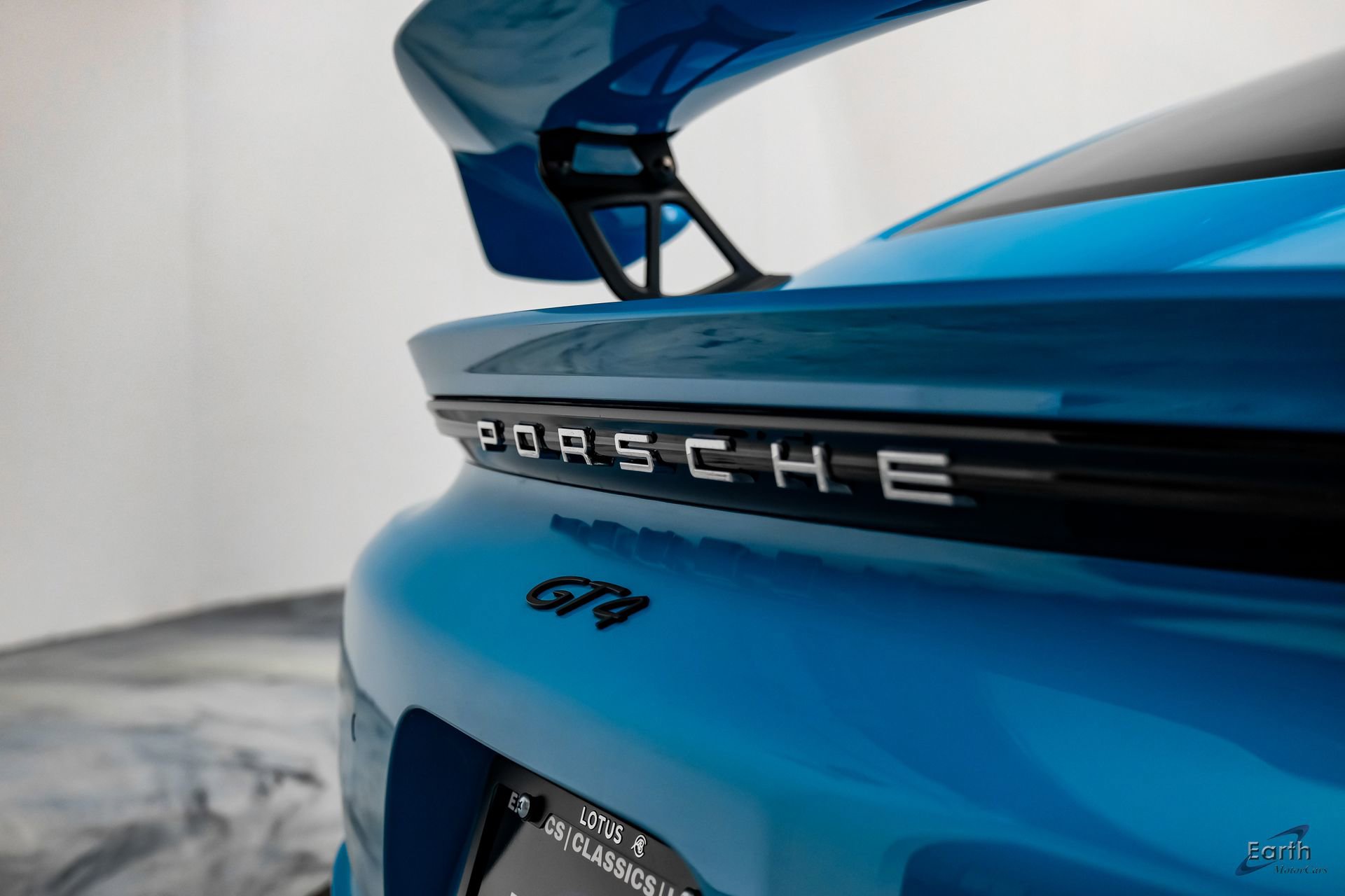 Used 2020 Porsche 718 Cayman GT4 image 37