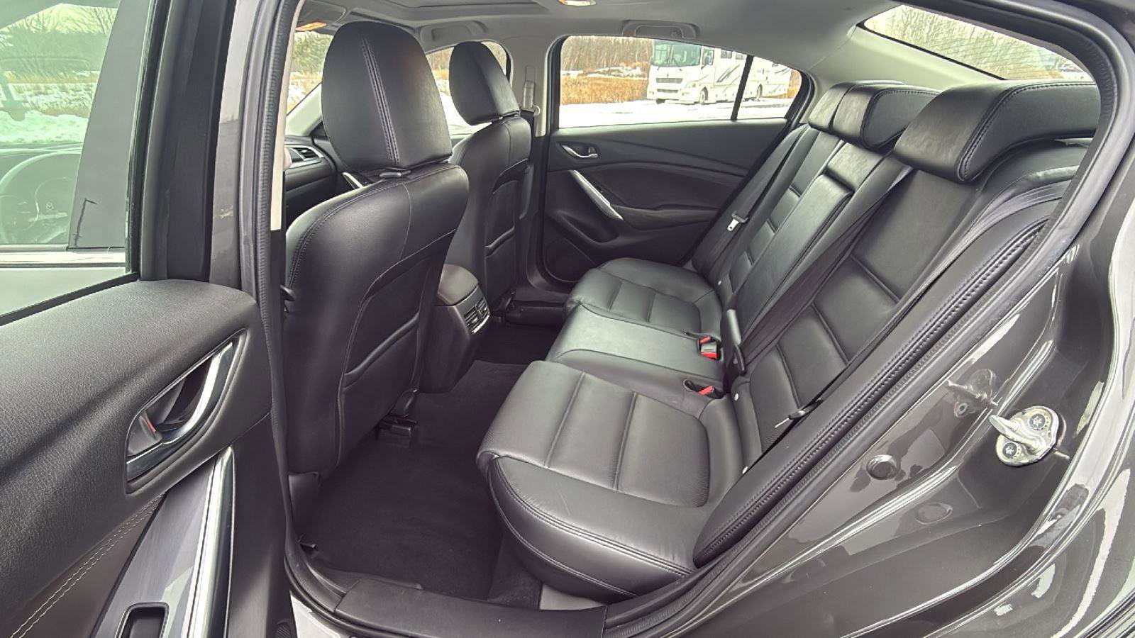 Used 2017 MAZDA MAZDA6 Touring w/ Touring Premium Package image 22