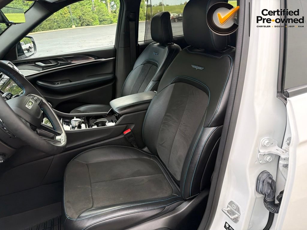 Certified 2022 Jeep Grand Cherokee Trailhawk w/ Advanced Protech Group II AWD/4WD image 54