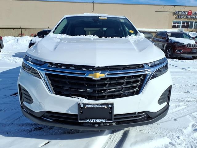 Used 2023 Chevrolet Equinox LS w/ LS Convenience Package image 2