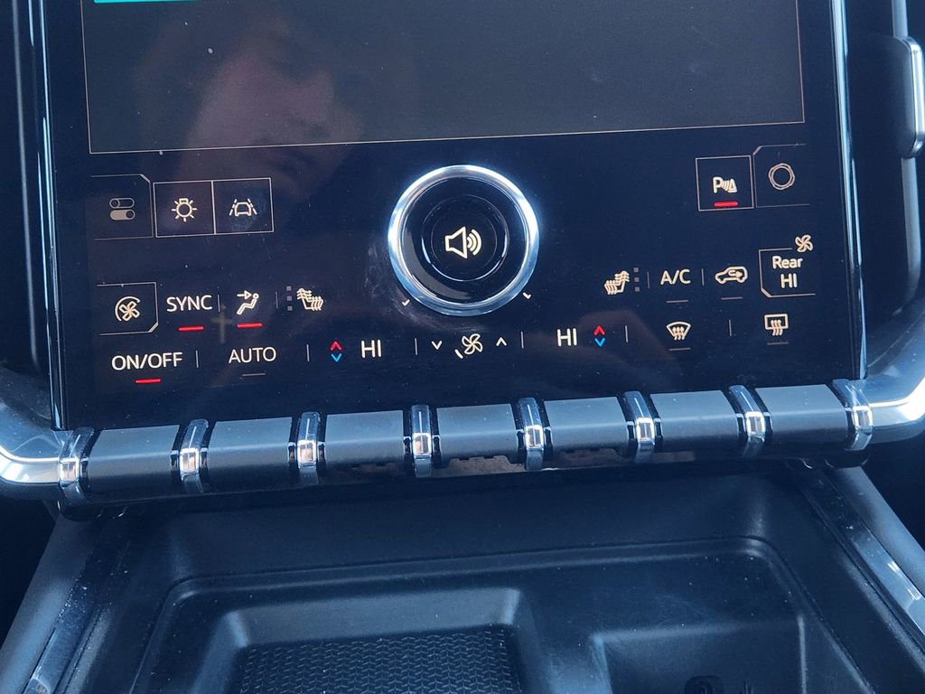 Used 2025 GMC Acadia Elevation image 19