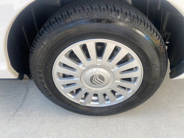 Used 2007 Mercury Grand Marquis LS image 98