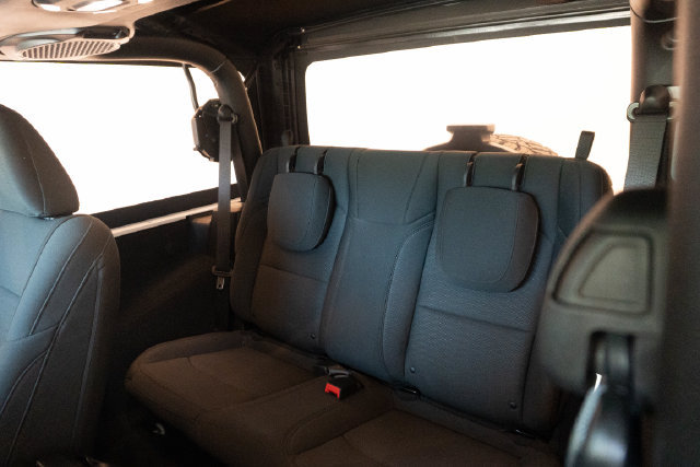 Used 2020 Jeep Wrangler Sport AWD/4WD image 25