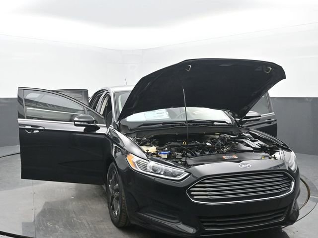 Used 2016 Ford Fusion SE w/ SE Cold Weather Package image 54