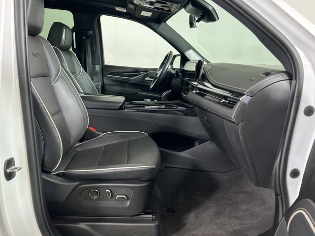 Certified 2023 Cadillac Escalade ESV Sport w/ LPO, ONYX Package AWD/4WD image 28