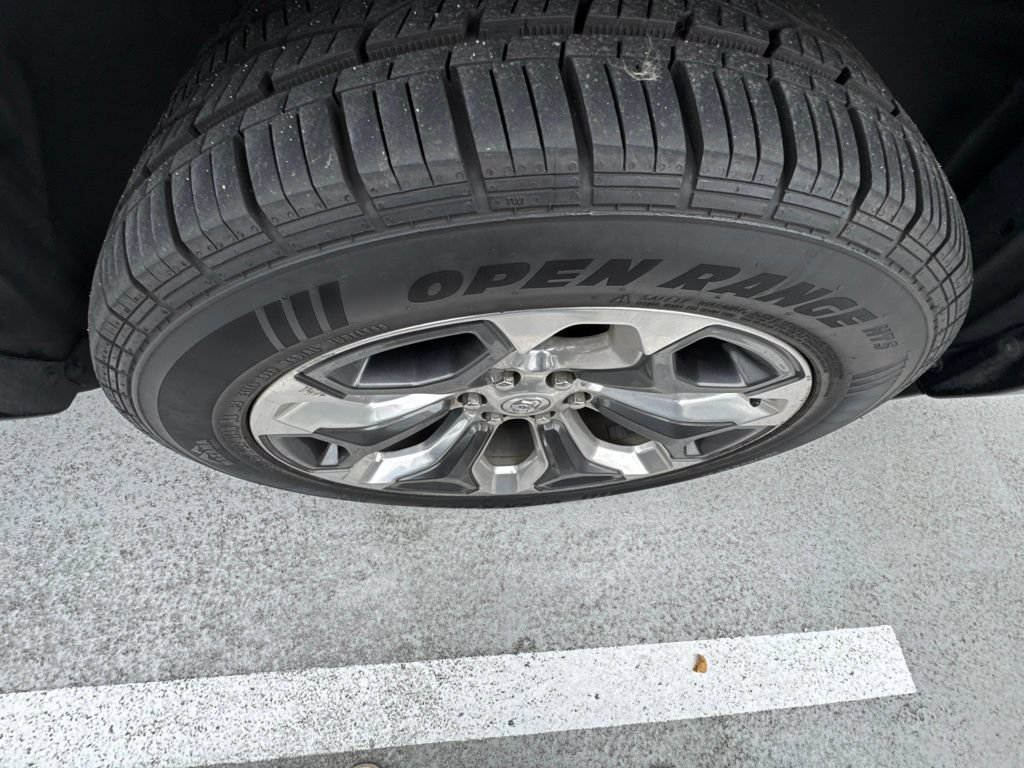 Used 2018 Honda Pilot Touring image 21