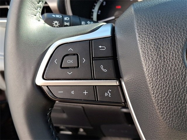 Used 2024 Toyota Highlander LE image 22