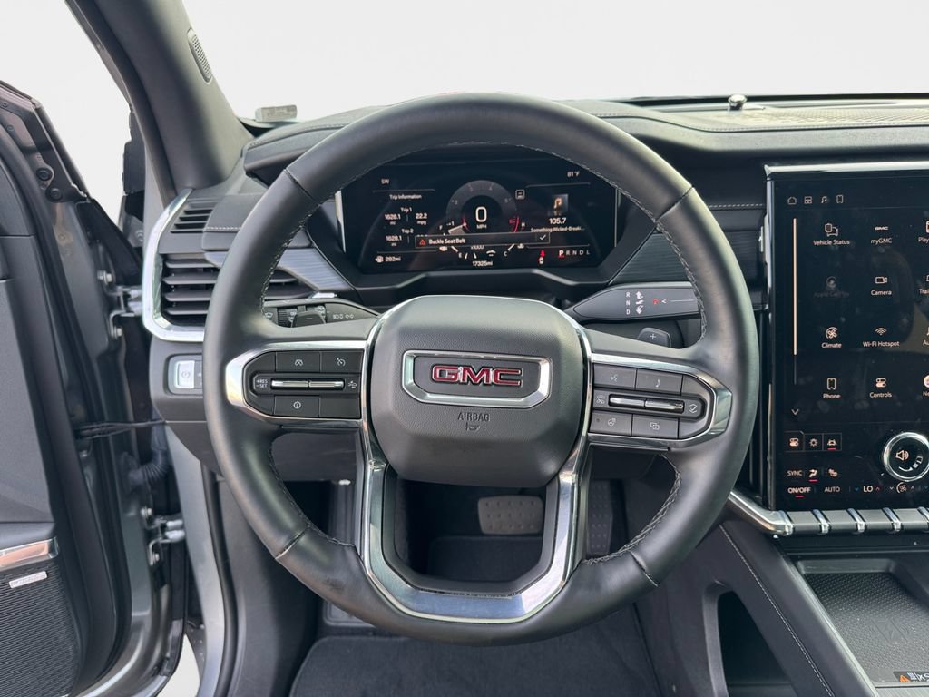 Used 2026 GMC Acadia Elevation w/ Elevation Premium Package FWD image 11