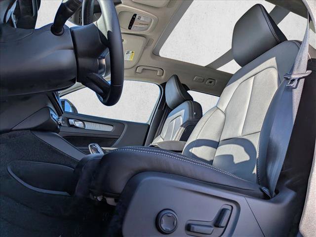 Used 2026 Volvo XC40 B5 Ultra w/ Climate Package AWD/4WD image 18