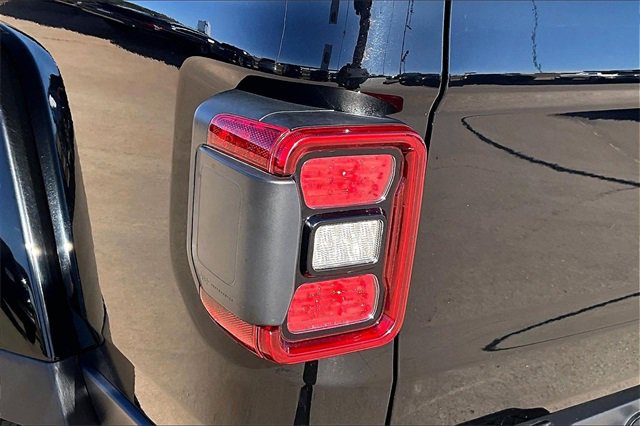 Used 2022 Jeep Gladiator Mojave w/ LED Lighting Group image 33