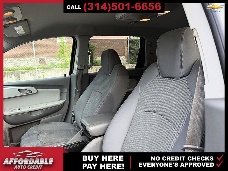 Used 2010 Chevrolet Traverse LT w/ Personal Connectivity Package FWD image 9
