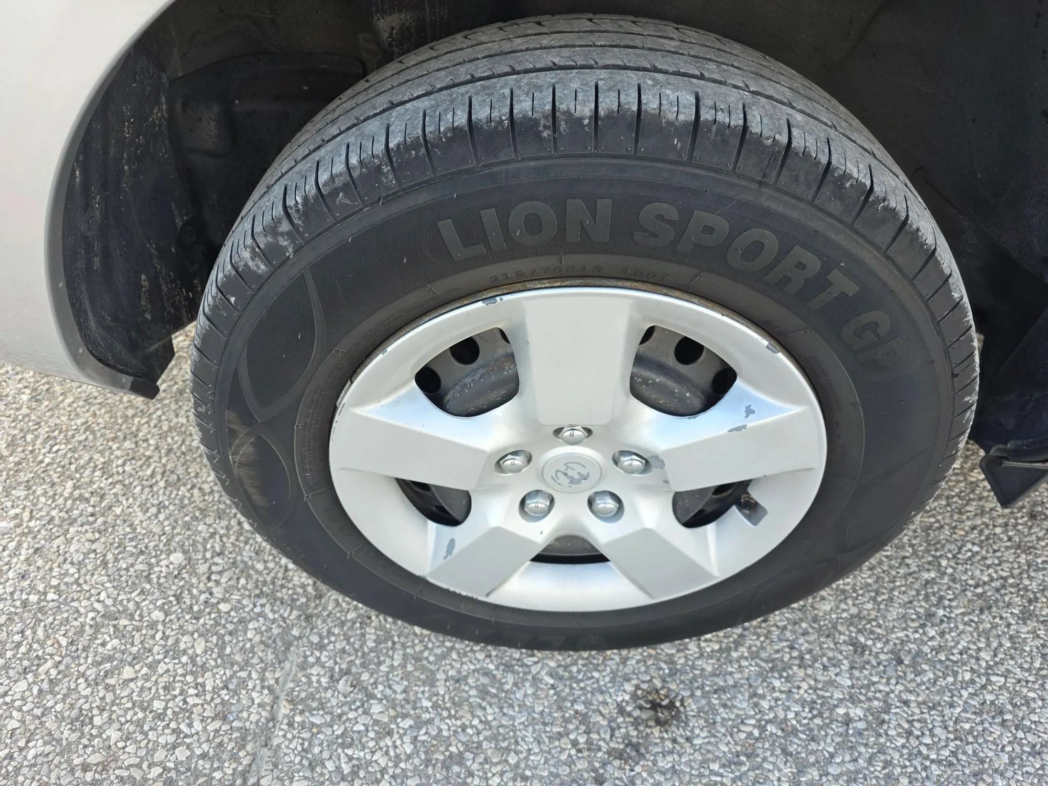 Used 2013 Nissan Rogue S FWD image 13