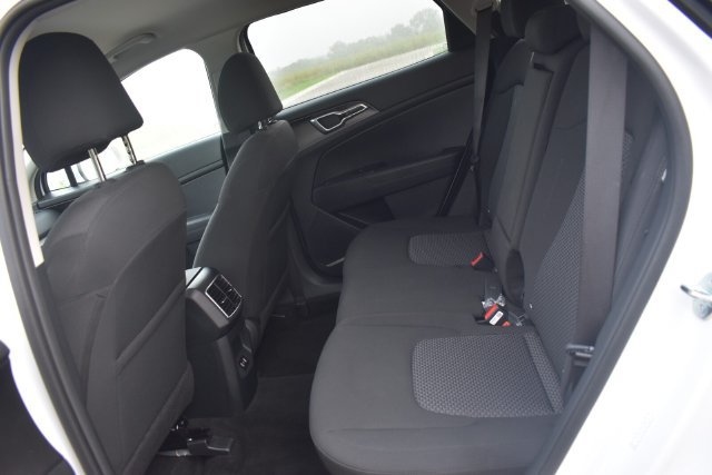 New 2026 Kia Sportage LX w/ LX Convenience Package AWD/4WD image 18