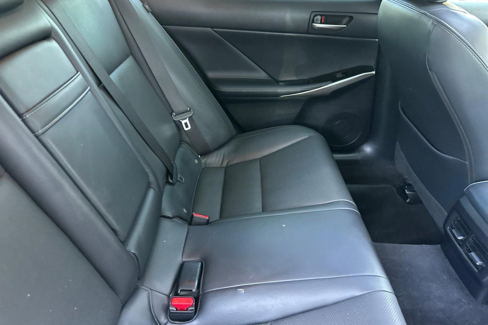 Used 2017 Lexus IS 200t w/ Navigation System Package image 28